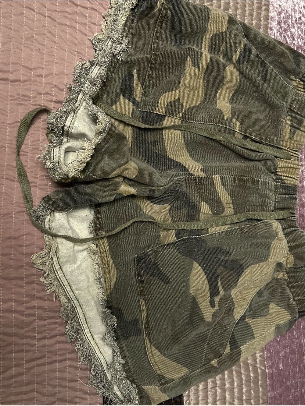 Women’s large denim Camo Frayed Hem Shorts - Olive Green